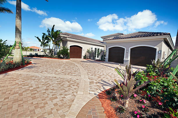 Best Driveway Pavers Installation  in Tampa, FL